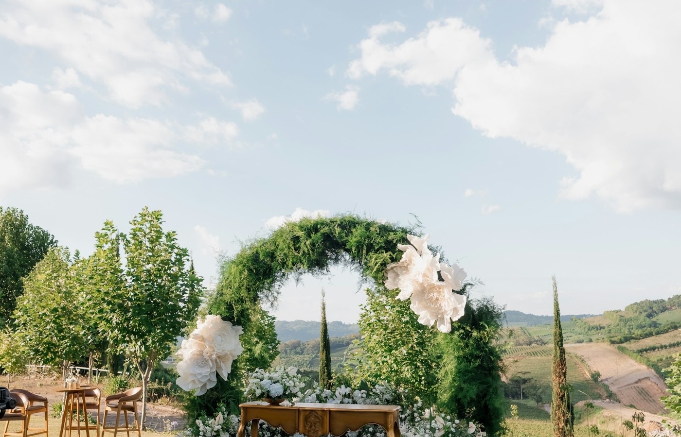 Journal cover — choosing a chuppah style